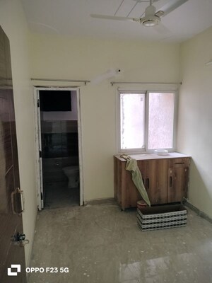 Living Room in 3 BHK Apartment at Gomti Nagar – for Rent