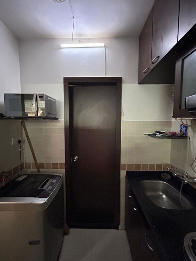 Kitchen, mangal-orchid-chs 1.5 Bedroom 550 Sq.Ft. Apartment In Andheri West Mumbai 10317510