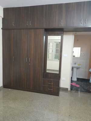 Room in 1 BHK Builder Floor at Hsr Layout Sector 2 – for Rent