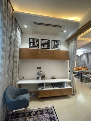 Room in 3 BHK Apartment at Ivory County, Sector 115 – for Sale