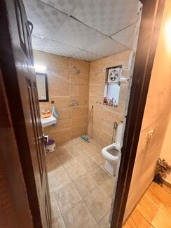 4 BHK + Pooja Room,Servant Room,Study Room,Extra Room Apartment For Rent in Migsun Vilaasa
