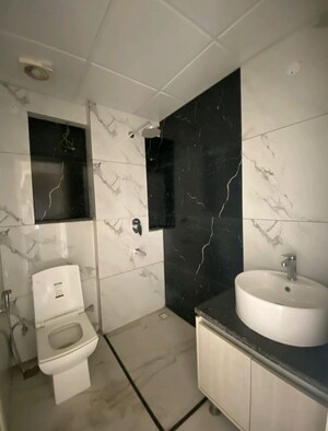 Bathroom in 3 BHK Builder Floor at Central Park Flower Valley, Sector 33 – for Rent
