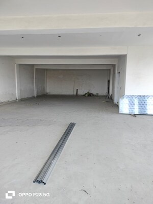 Room in  Office Space at Gomti Nagar – for Rent