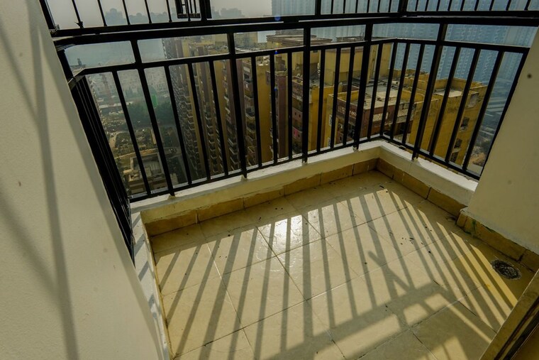 Balcony, migsun-twiinz 3 Bedroom 1250 Sq.Ft. Apartment In Eta Ii Greater Noida Greater Noida 10317675