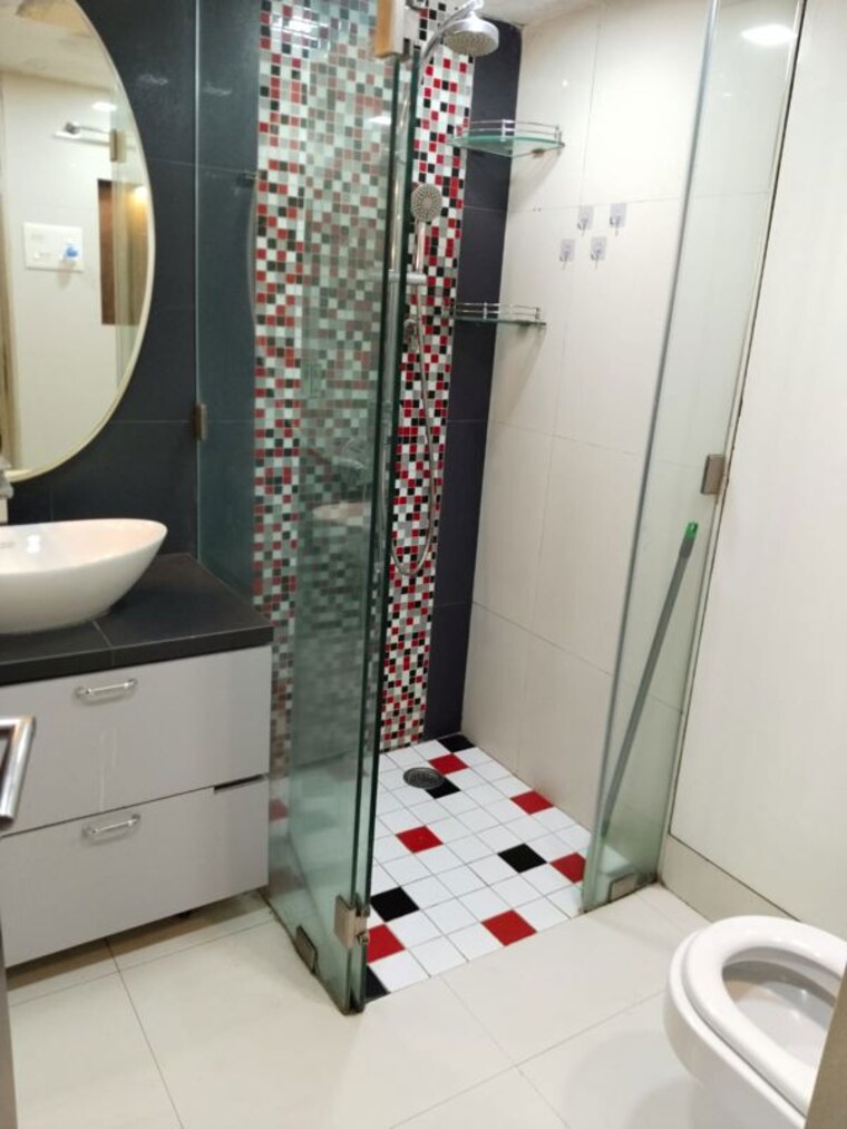 Attached Bathroom, hiranandani-gardens-glen-height 3 Bedroom 1400 Sq.Ft. Apartment In Powai Mumbai 10317709