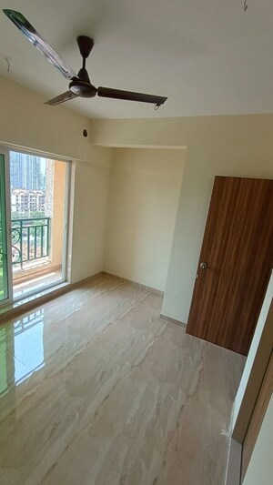 Room in 1 BHK Apartment at Siddhi Highland Springs, Dhokali – for Rent