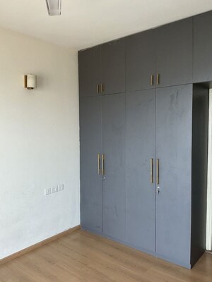 Room in 2 BHK Apartment at AIPL The Peaceful Homes, Sector 70a – for Rent