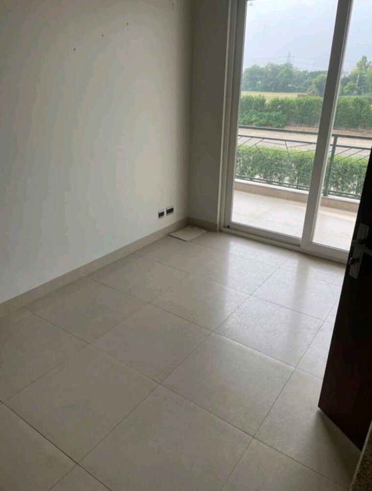 Room, central-park-flower-valley 2 Bedroom 1093 Sq.Ft. Builder Floor In Sector 33 Gurgaon 10317686