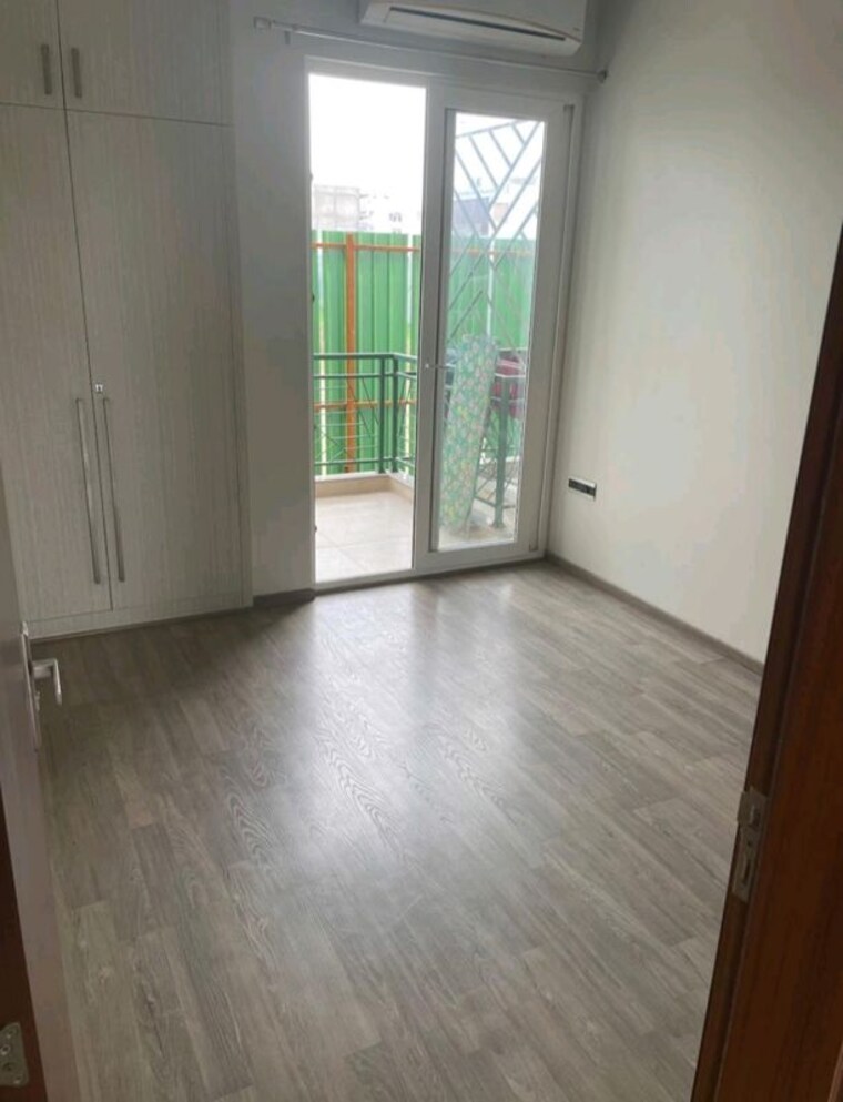 Room, central-park-flower-valley 2 Bedroom 1093 Sq.Ft. Builder Floor In Sector 33 Gurgaon 10317686