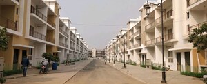 2 BHK Builder Floor – Exterior View View at Central Park Flower Valley, Sector 33 - for Rent
