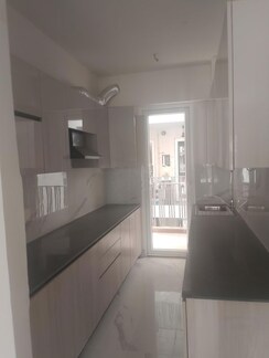 2.5 BHK + Basement Apartment For Rent in M3M Soulitude