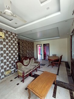 2 BHK + Study Room Independent House For Rent in Sector 4