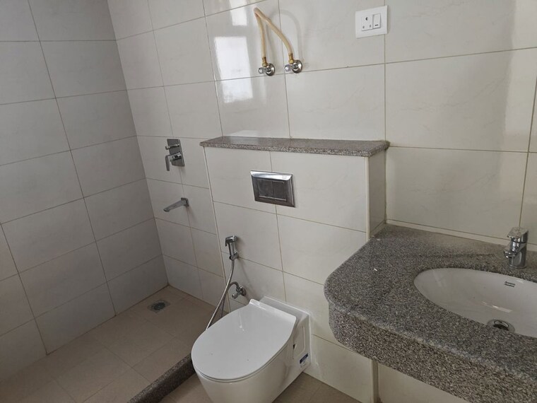 Bathroom, godrej-air-sector-85 4 Bedroom 2100 Sq.Ft. Apartment In Sector 85 Gurgaon 10317818