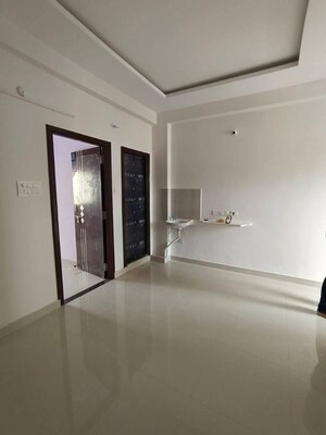 Room in 1 BHK Builder Floor at Begumpet – for Rent