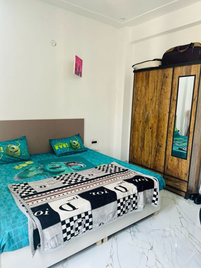 Bedroom, adhunik-society  950 Sq.Ft. Builder Floor In Sector 52 Gurgaon 10317860