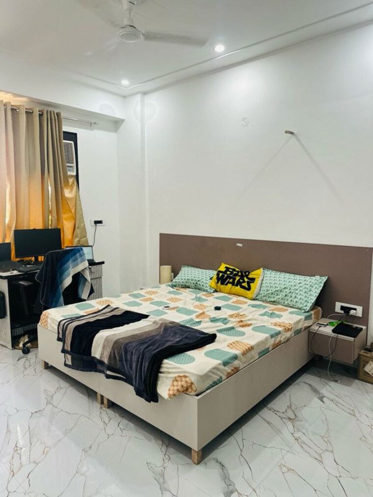 Bedroom, adhunik-society  950 Sq.Ft. Builder Floor In Sector 52 Gurgaon 10317860