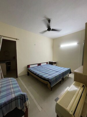 Bedroom in 2 BHK Builder Floor at Chittaranjan Park – for Rent
