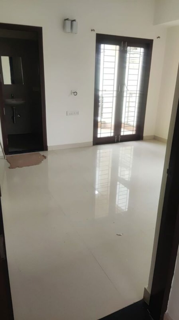 Room, prestige-st-johns-wood 3 Bedroom 2300 Sq.Ft. Apartment In Koramangala Bangalore 10317883