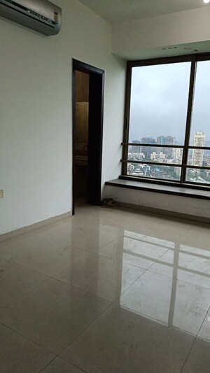 2 BHK Apartment For Rent in Satellite Garden, Goregaon East
