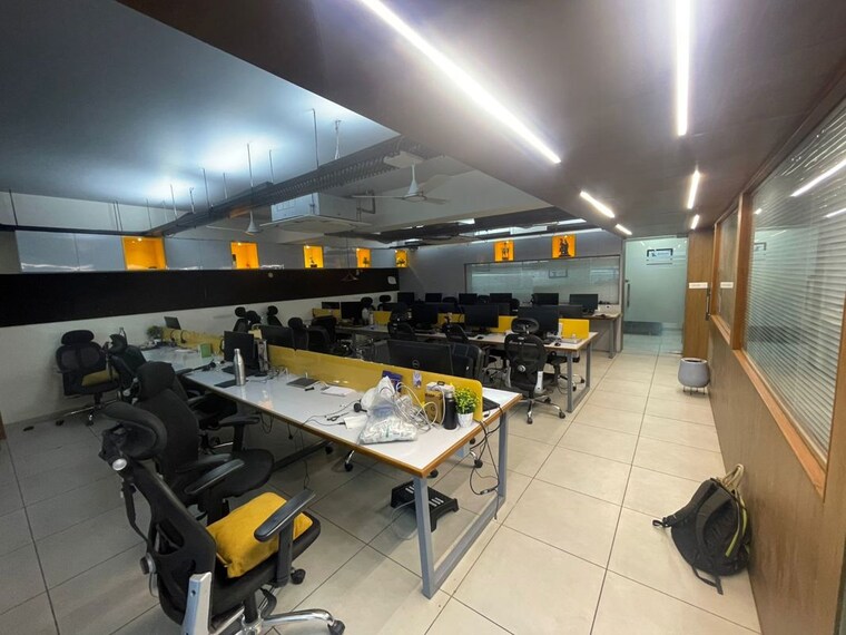 Team Area, science city Commercial Office Space 2746 Sq.Ft. In Science City Ahmedabad 10317904