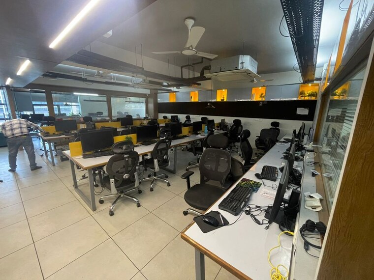 Team Area, science city Commercial Office Space 2746 Sq.Ft. In Science City Ahmedabad 10317904