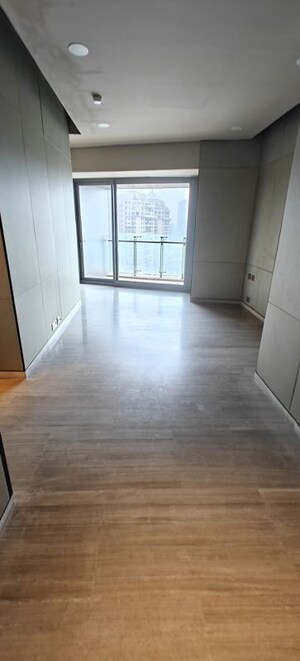 Room in 3 BHK Apartment at Lodha The World Towers World One Tier 2, Worli – for Rent