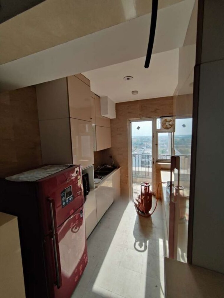 Kitchen, dlf-new-town-heights-iii 3 Bedroom 1800 Sq.Ft. Apartment In Sector 91 Gurgaon 10317913