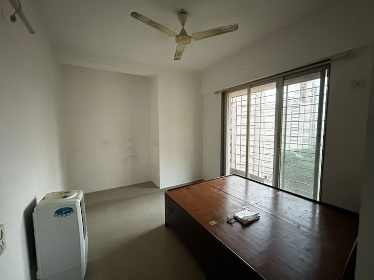 Room, haware-citi 1 RK 200 Sq.Ft. Apartment In Ghodbunder Road Thane 10318039