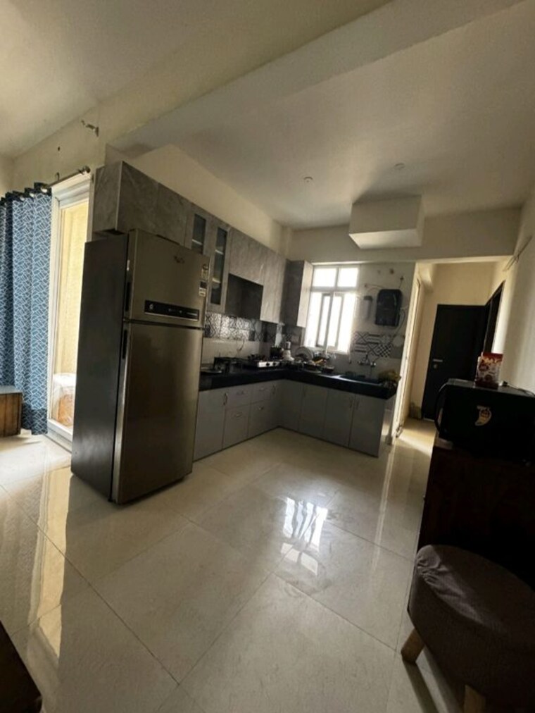 Living Room, signature-the-serenas 2 Bedroom 583 Sq.Ft. Apartment In Sohna Sector 36 Gurgaon 10318043