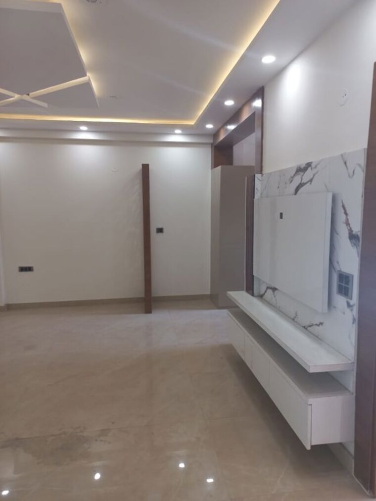 Kitchen, bptp-park-floors-i 2 Bedroom 1100 Sq.Ft. Apartment In Sector 77 Faridabad 10318076