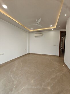 4 BHK + Servant Room Apartment For Sale in DLF Park Place