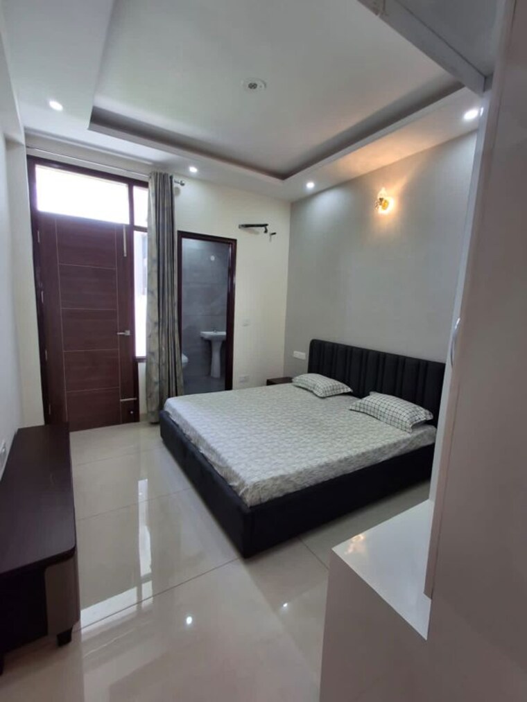 Bedroom, shri-northview-avenue 3 Bedroom 150 Sq.Yd. Builder Floor In Dyalpur Zirakpur 10307725