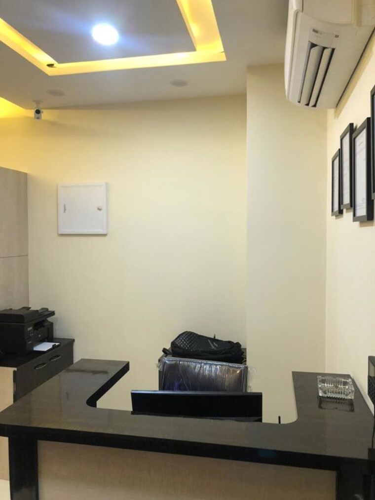 Common Area, new town Commercial Office Space 750 Sq.Ft. In New Town Kolkata 10318090