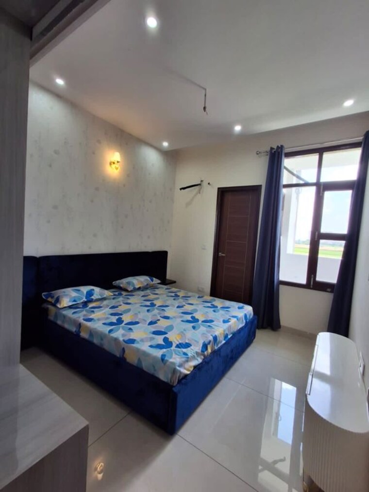 Bedroom, shri-northview-avenue 3 Bedroom 150 Sq.Yd. Apartment In Dyalpur Zirakpur 10318099