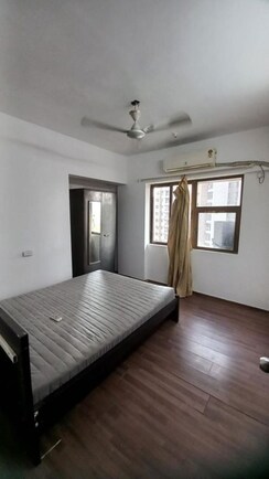 1 Rk+ Servant Room Apartment For Sale in Squarefeet Joy square