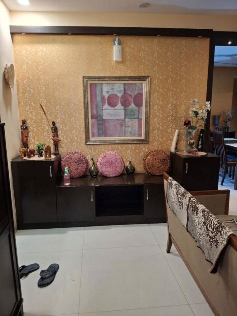 Bedroom, tulip-violet 4 Bedroom 2000 Sq.Ft. Apartment In Sector 69 Gurgaon 10318132