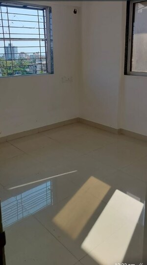 Room in 2 BHK Apartment at Ashish CHS Andheri, Andheri West – for Rent