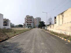 Plot For Sale in BPTP Park Central