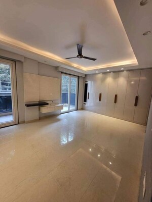 Building Lobby in 3 BHK Builder Floor at Sushant Lok I – for Rent