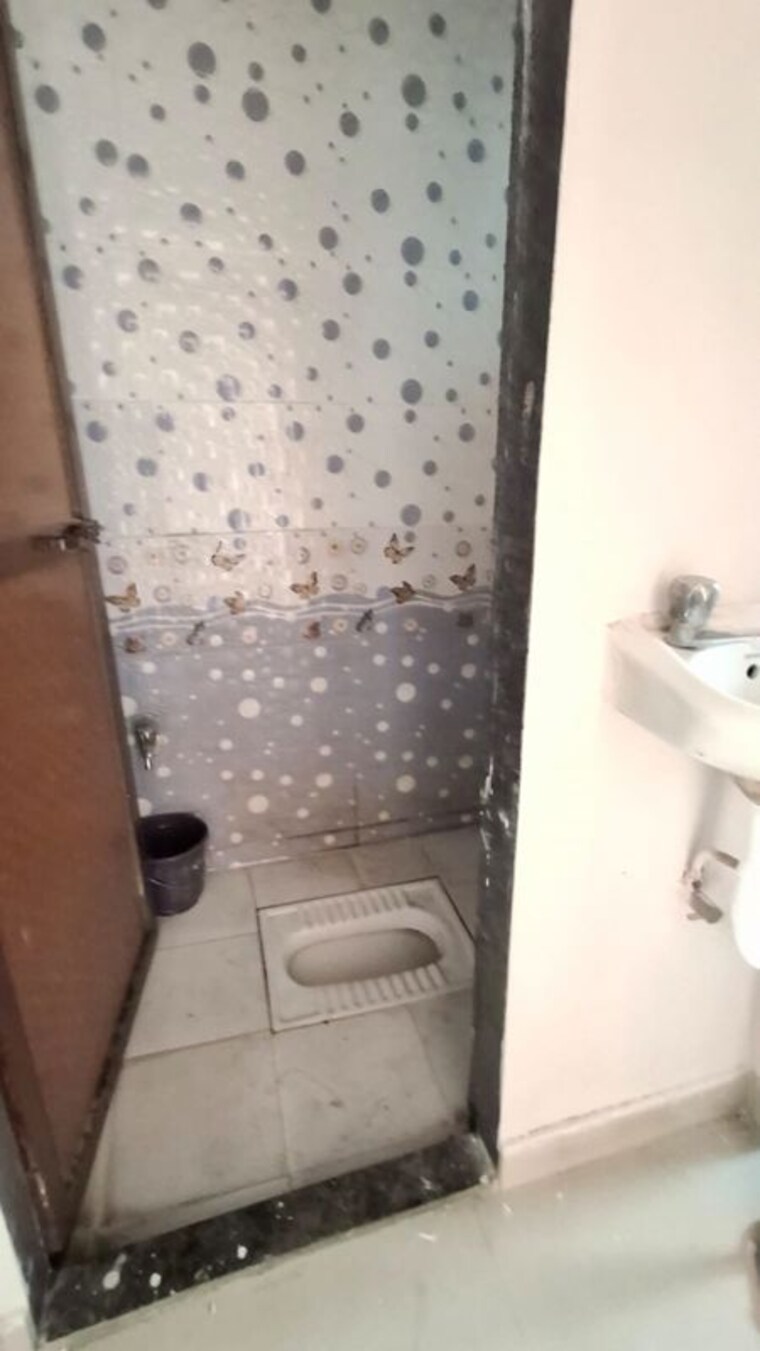 Bathroom, malganga-kunj 1 Bedroom 655 Sq.Ft. Apartment In Ulwe Sector 23 Navi Mumbai 10318179