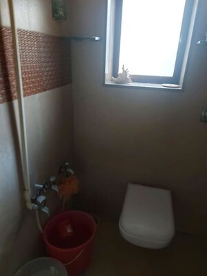 Bathroom in 2.5 BHK Apartment at Bharucha Baug – for Rent