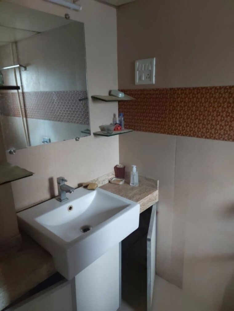 Team Area, bharucha baug 2.5 Bedroom 850 Sq.Ft. Apartment In Bharucha Baug Mumbai 10318186