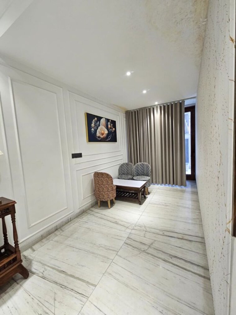 Room, sushant lok i 6+ Bedroom 108 Sq.Yd. Independent House In Sushant Lok I Gurgaon 10318177