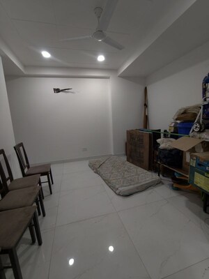 Team Area in 4 BHK Builder Floor at Chattarpur – for Sale