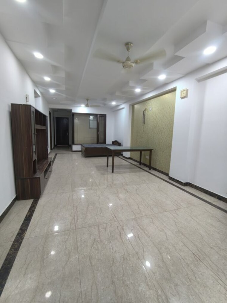 Room, chattarpur 4 Bedroom 2000 Sq.Ft. Builder Floor In Chattarpur Delhi 10318194