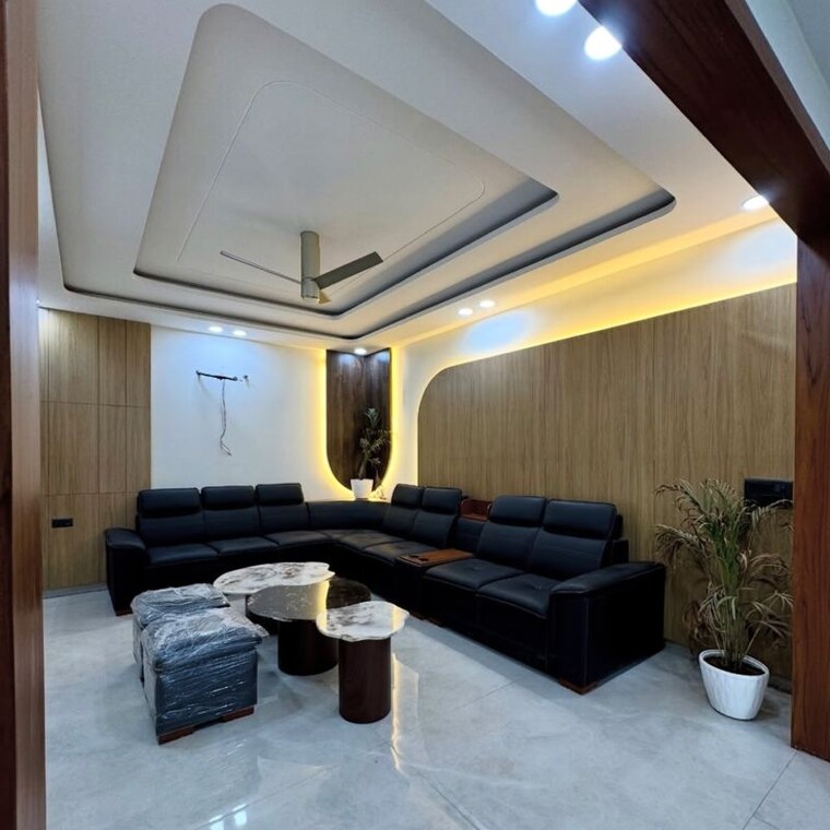 Living Room, sector 49 3 Bedroom 3150 Sq.Ft. Builder Floor In Sector 49 Faridabad 10318248