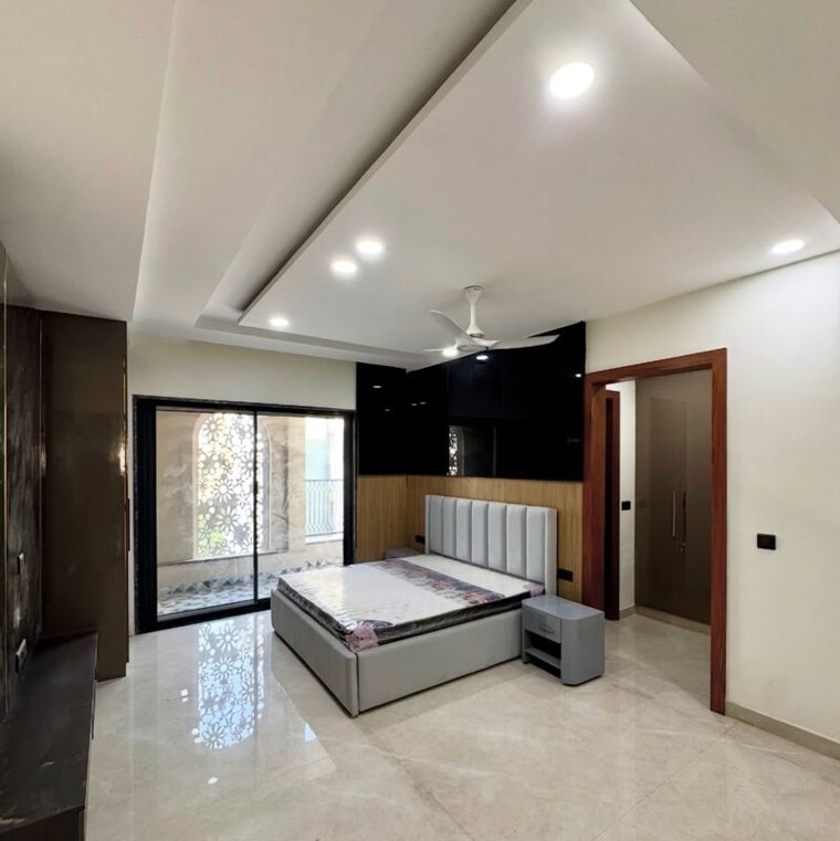 Room, sector 49 3 Bedroom 3150 Sq.Ft. Builder Floor In Sector 49 Faridabad 10318248