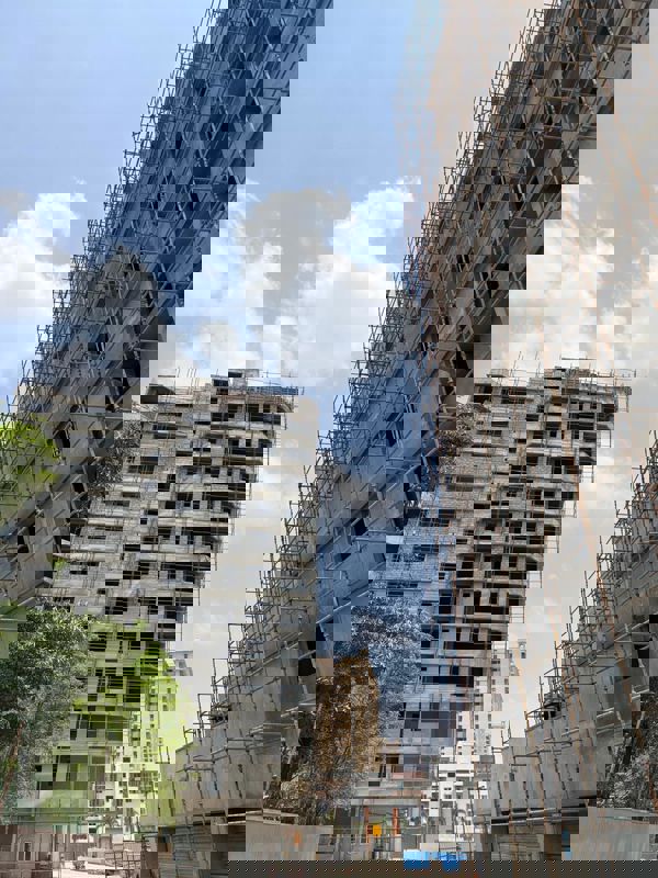 3.5 BHK + Servant Room,Study Room,Extra Room,Basement,Store Room 2333 Sq.Ft. Apartment in Meda The Water Edge