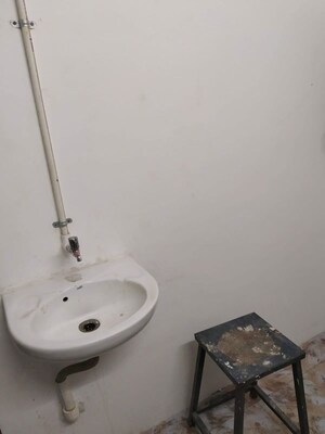 Bathroom in 2 BHK Apartment at Navi Peth – for Rent