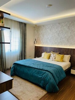 3 BHK + Servant Room Apartment For Rent in Omaxe Residency